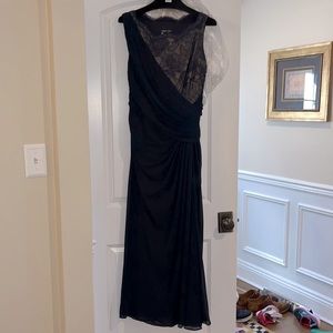Tadashi shoji long gown size 8 navy